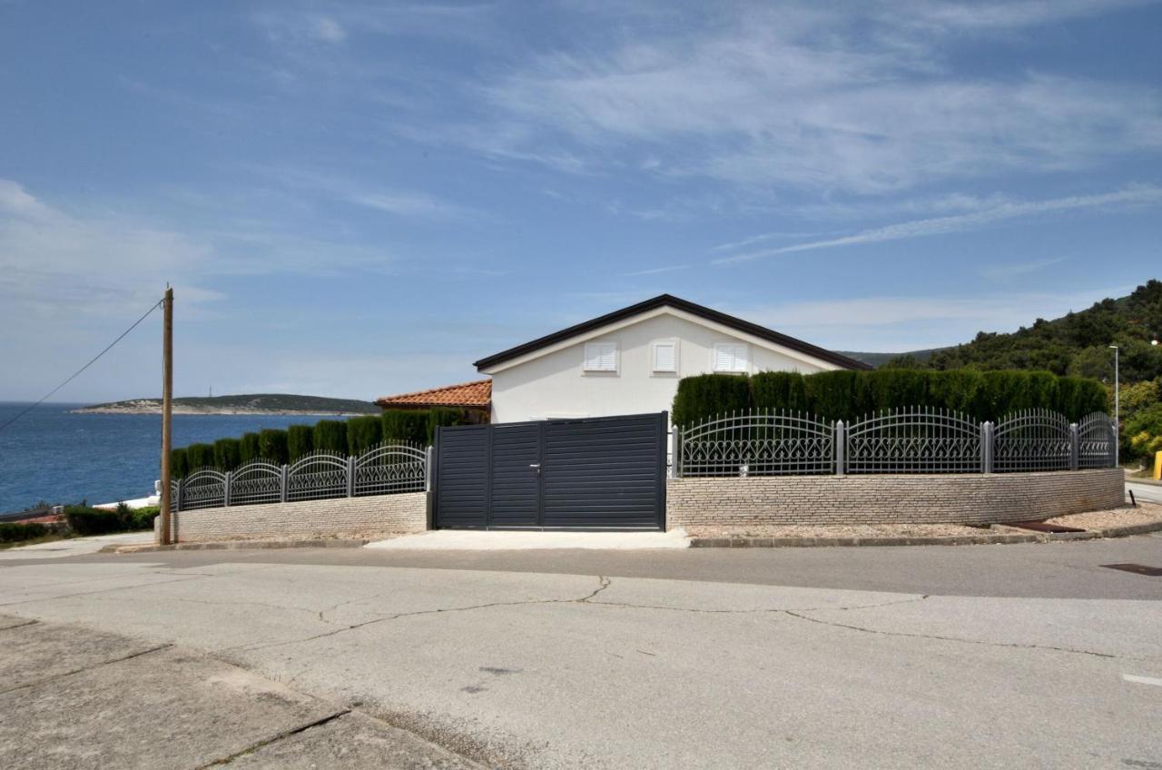 Apartments Villa Sofia Martinscica  Bagian luar foto